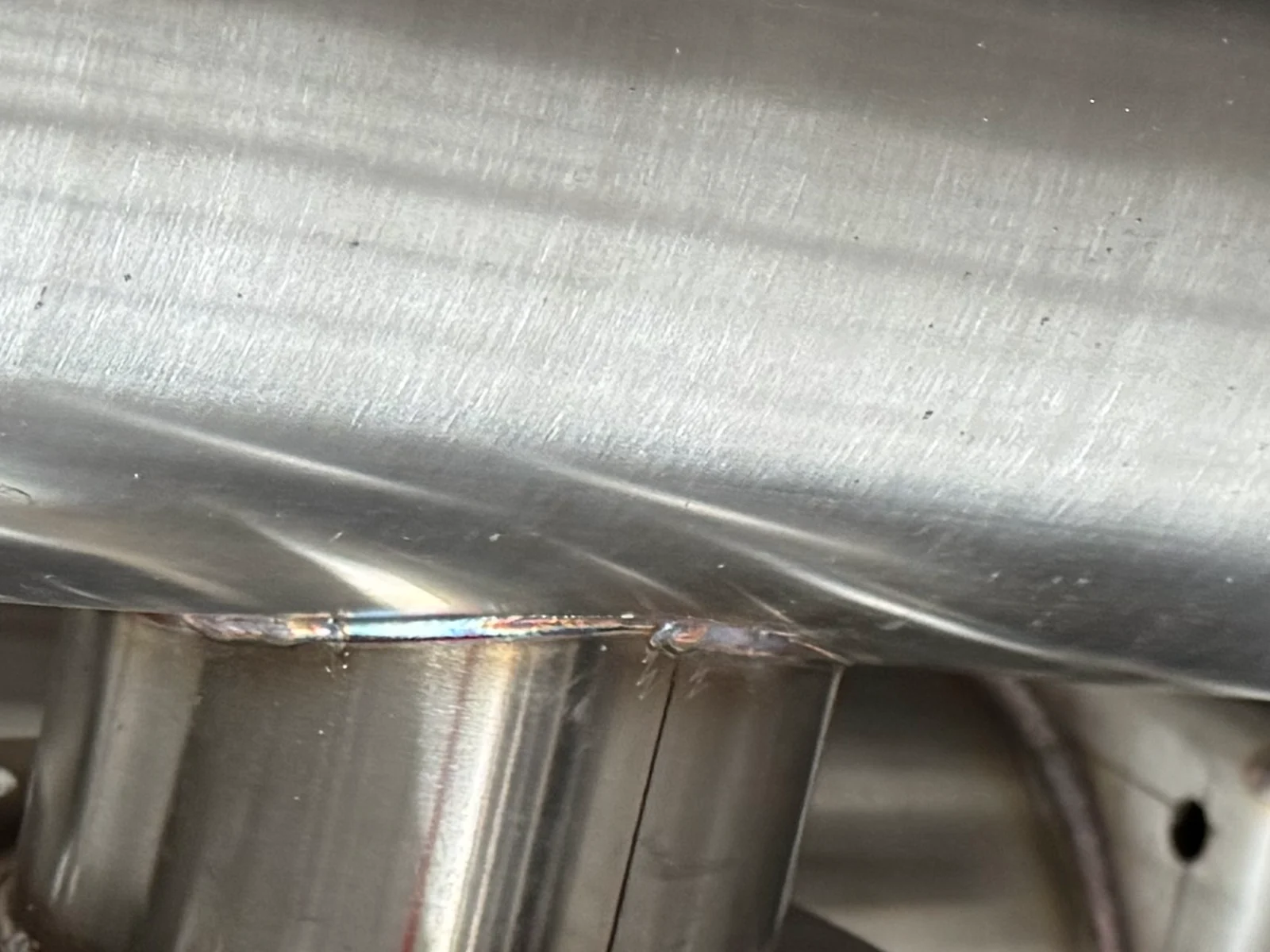 Fiber laser cutting of metal components for processing machinery