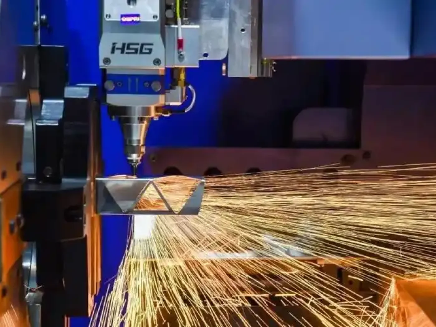Industrial laser cutting workshop in Taiyuan